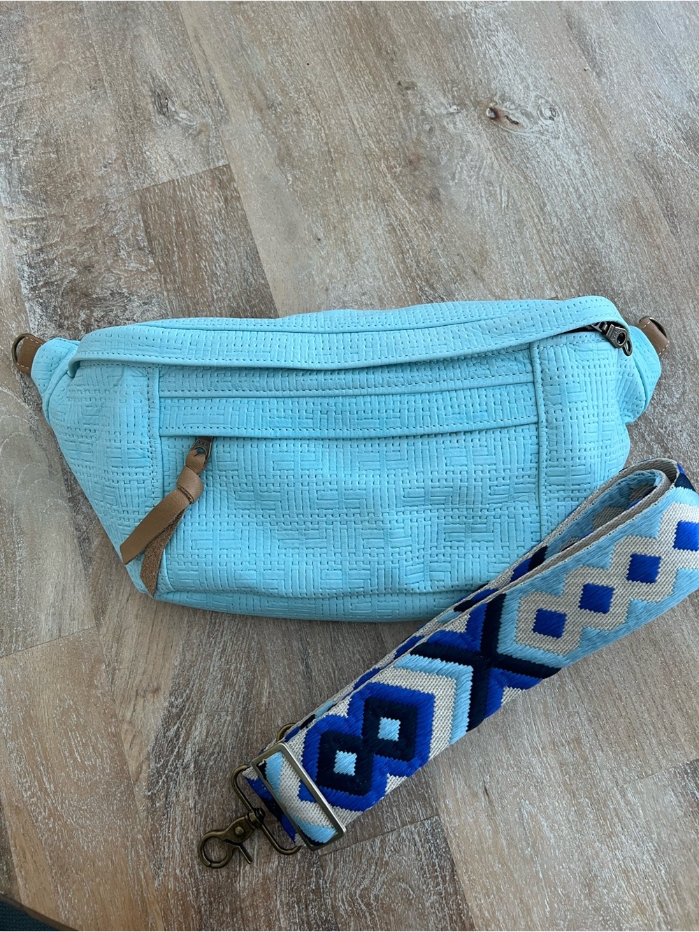 Turquoise Basketweave Leather Sling with Strap - Picture 7 of 11
